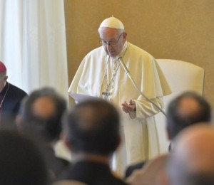 Um sacerdote sem vida de oração não vai muito longe